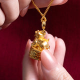 916/22K Auspicious Prosperity Pi Xiu Charm